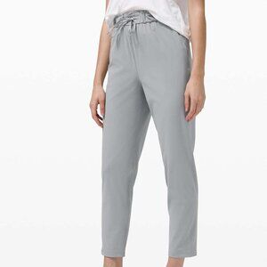 NWOT Lululemon Keep Moving Pant 7/8 High-Rise - Rhino Grey